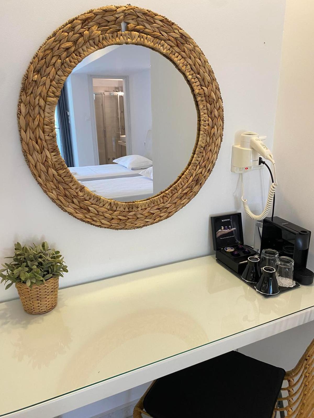 Perivoli Rooms Páros 客房 照片
