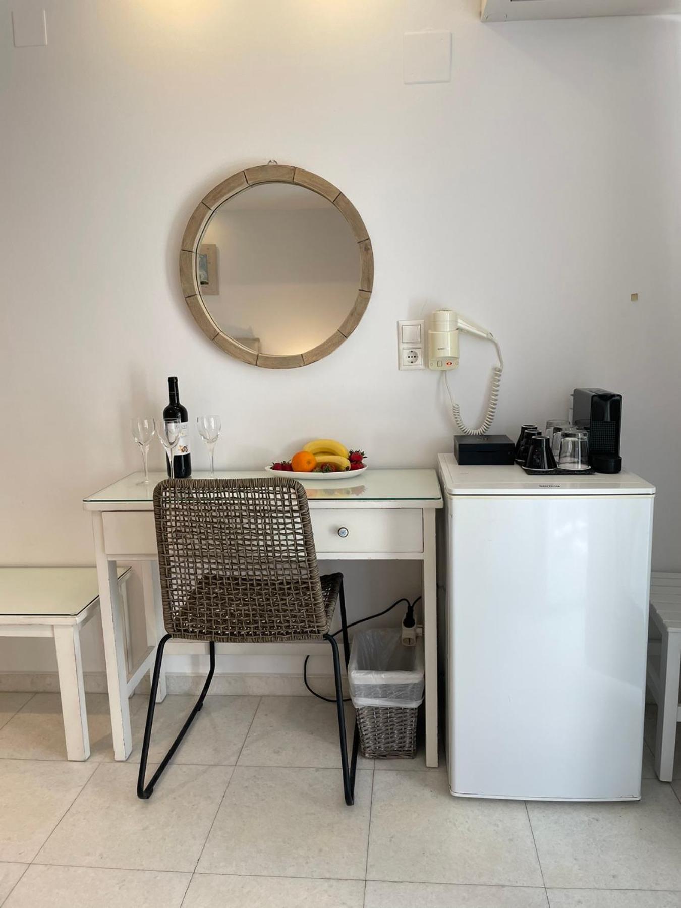 Perivoli Rooms Páros 客房 照片