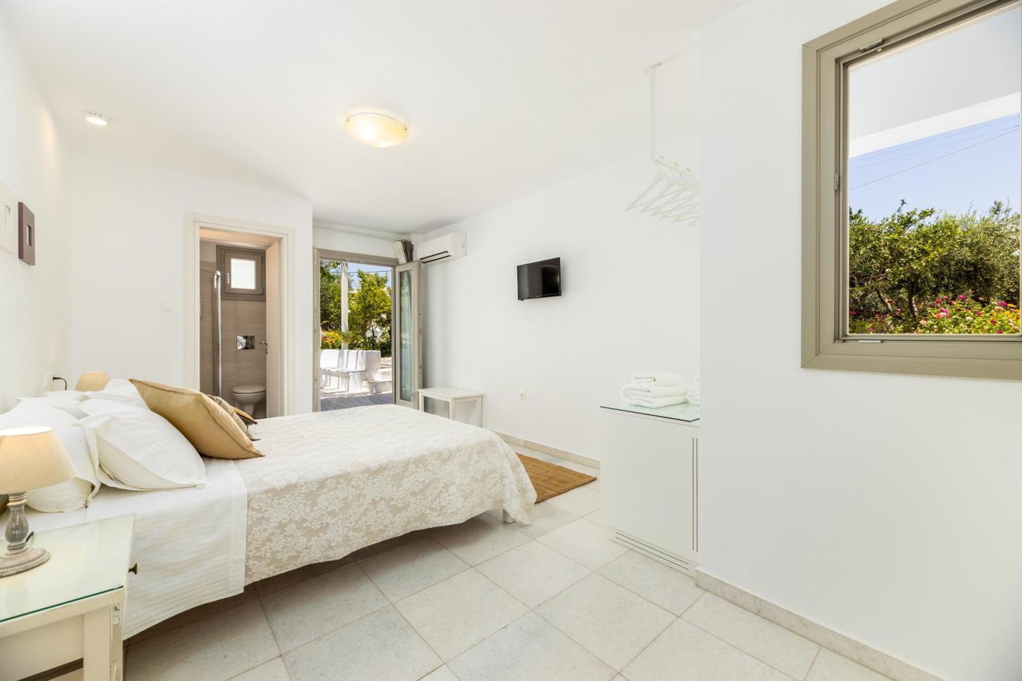 Perivoli Rooms Páros 外观 照片