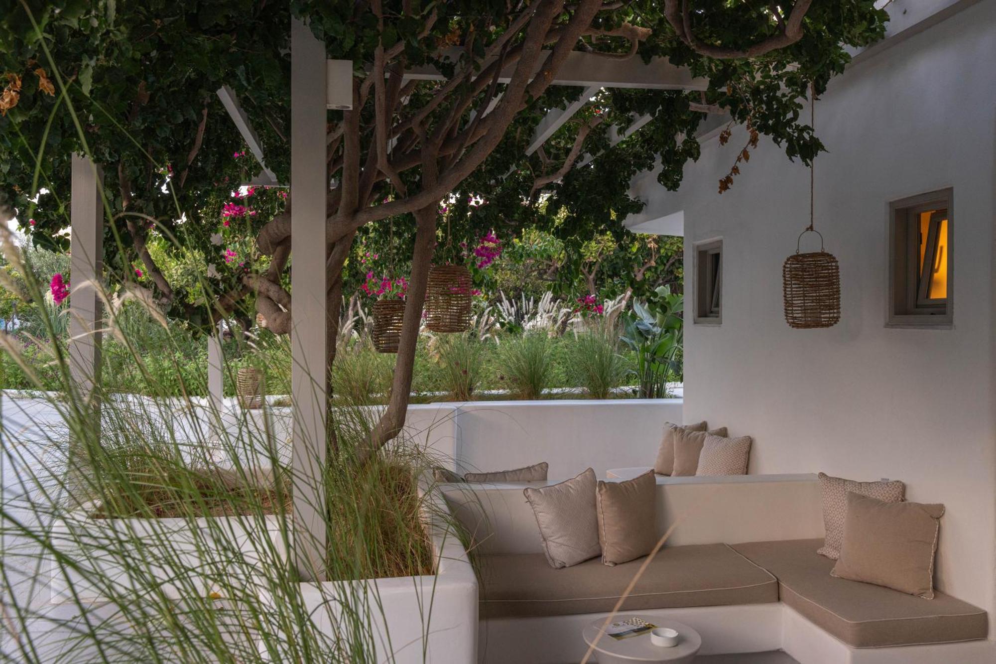 Perivoli Rooms Páros 外观 照片